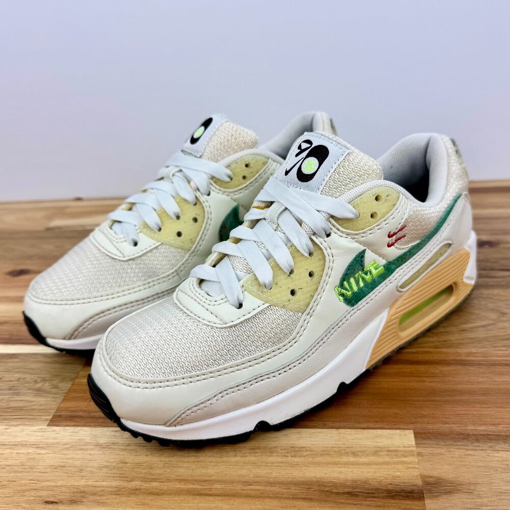 Nike Air‎ Max 90 SE Shoes Women’s SZ 6.5 Summit White/Neptune Green DO9850-100
